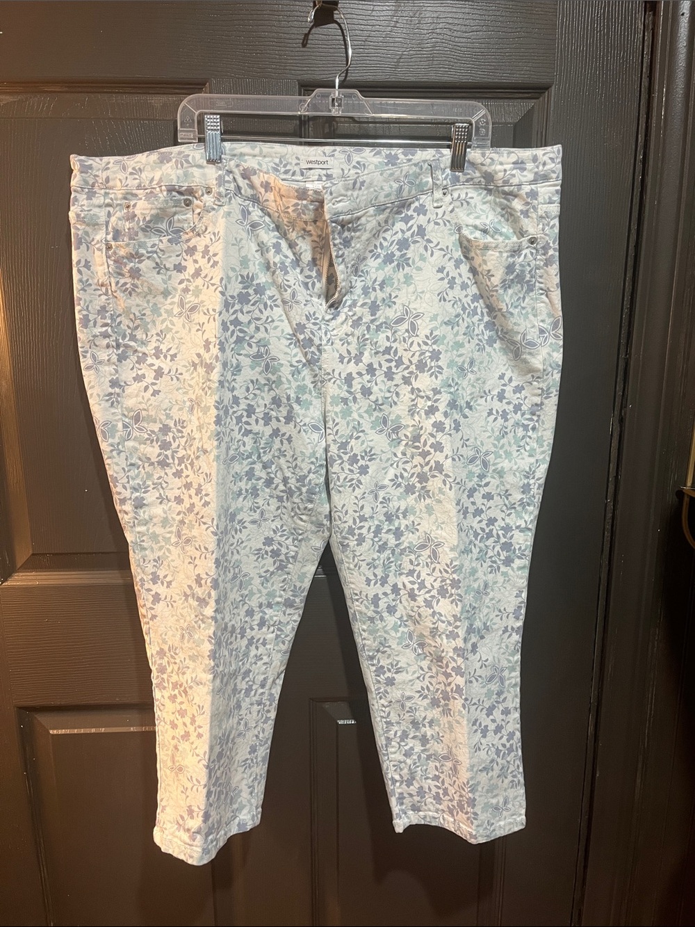Westport Light Blue Floral Cropped Jeans
